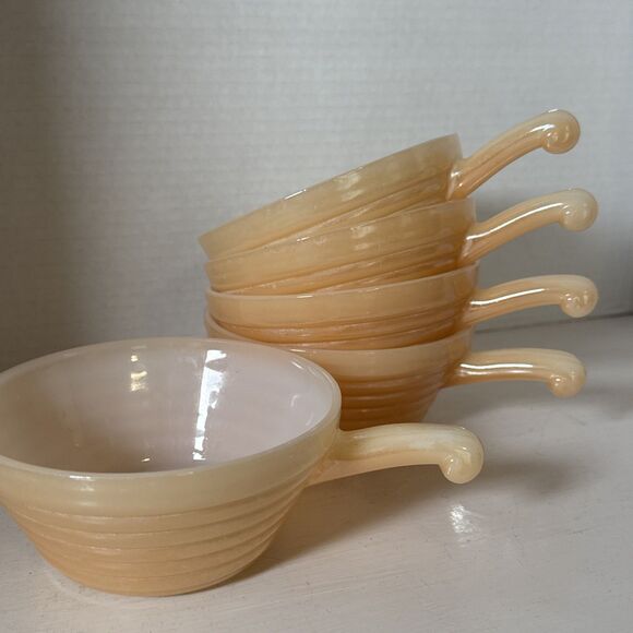 5 Vintage Fire King Lusterware Behive Ribbed Handled Soup Chili Bowls - Picture 7 of 8